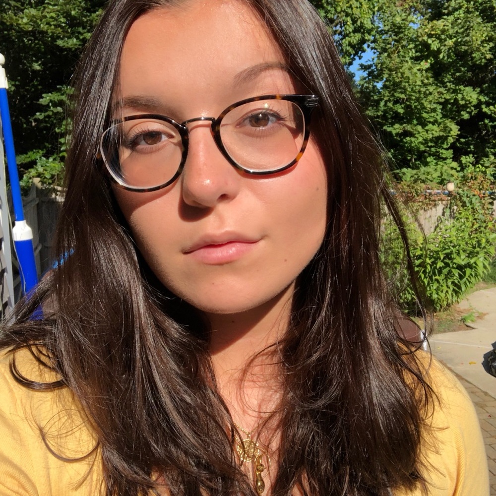 Meet your Posher, Natalie